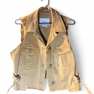NWT Anthropologie Maize Adjustable Button Down Vest Size Medium